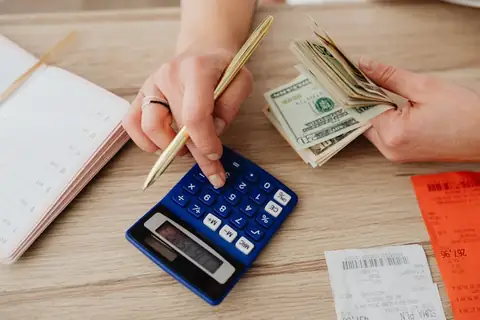 Why Americans Are Opting for Personal Loans to Manage Debt