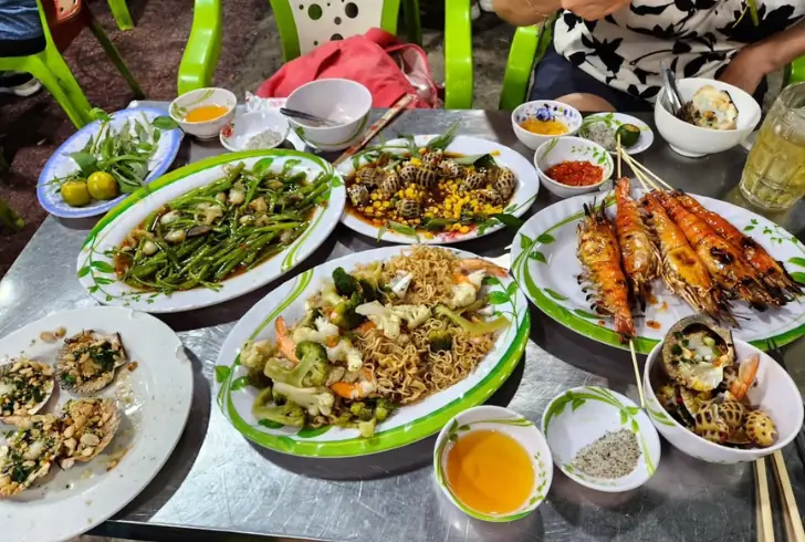 Grilled seafood and snails street
