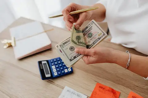 Record 55% of Americans Say Their Financial Outlook is “Getting Worse,” New Gallup Survey Shows